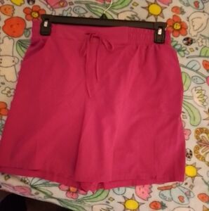 WOMEN'S CROFT AND BARROW SHORTS